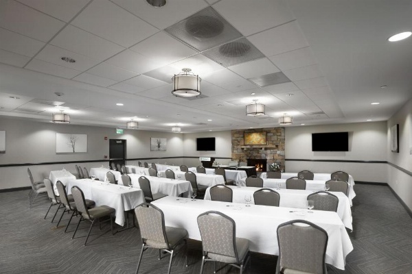 Holiday Inn Asheville East-Blue Ridge Pkwy, an IHG Hotel image 26